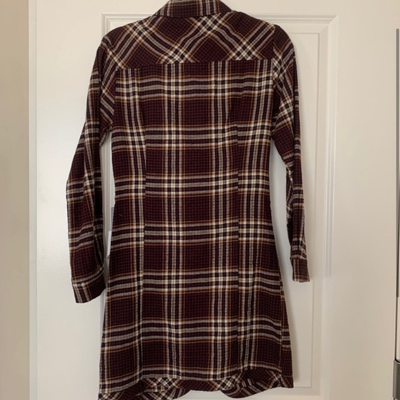 Heartloom Claude Twist Front Plaid Shirt Dress - Picture 4 of 5